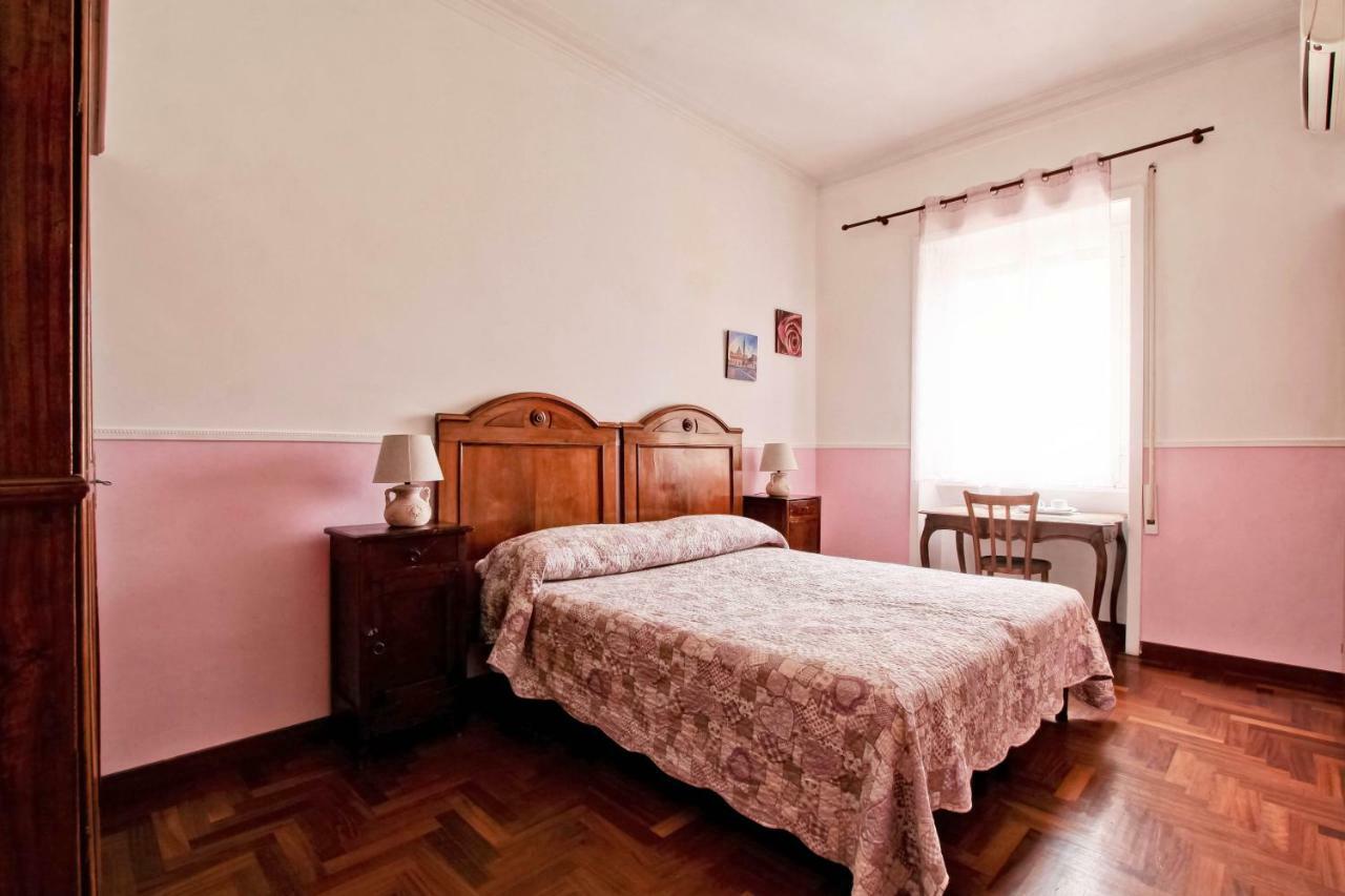 Rent Rooms Filomena E Francesca 로마 외부 사진